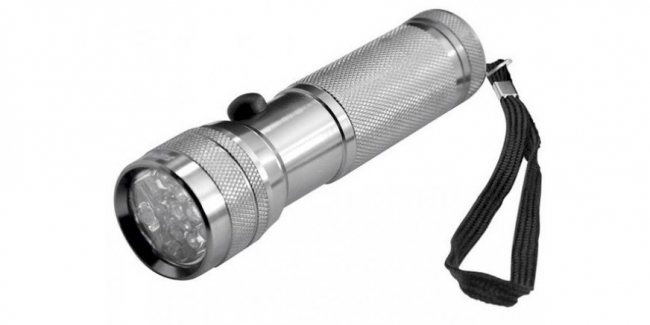Фонарь светодиодный ручной M3703-D-LED 3х1Вт LED 3хAAA металл Космос