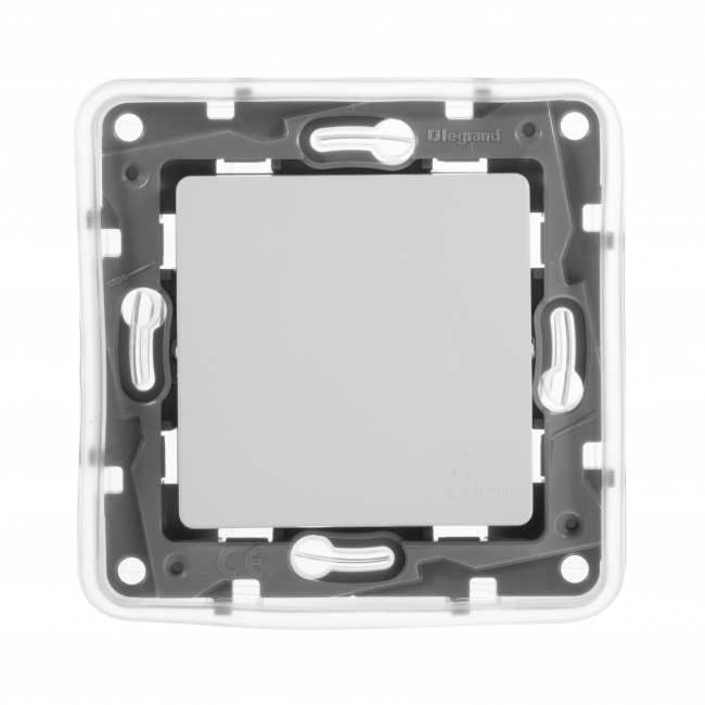 Etika Переключатель С/У 1-кл. проходной 10А IP44 бел. Legrand