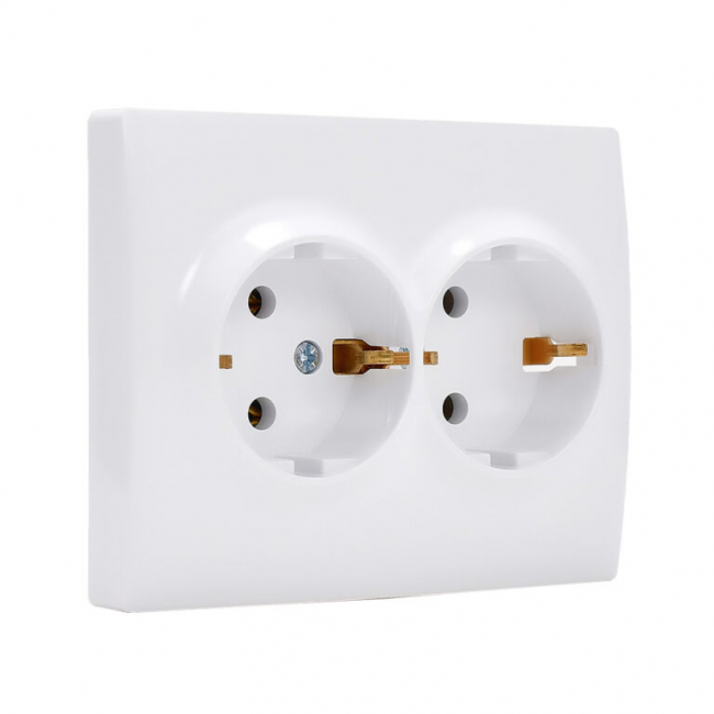 Karina Розетка С/У 2-м с/з 16А бел. Lezard